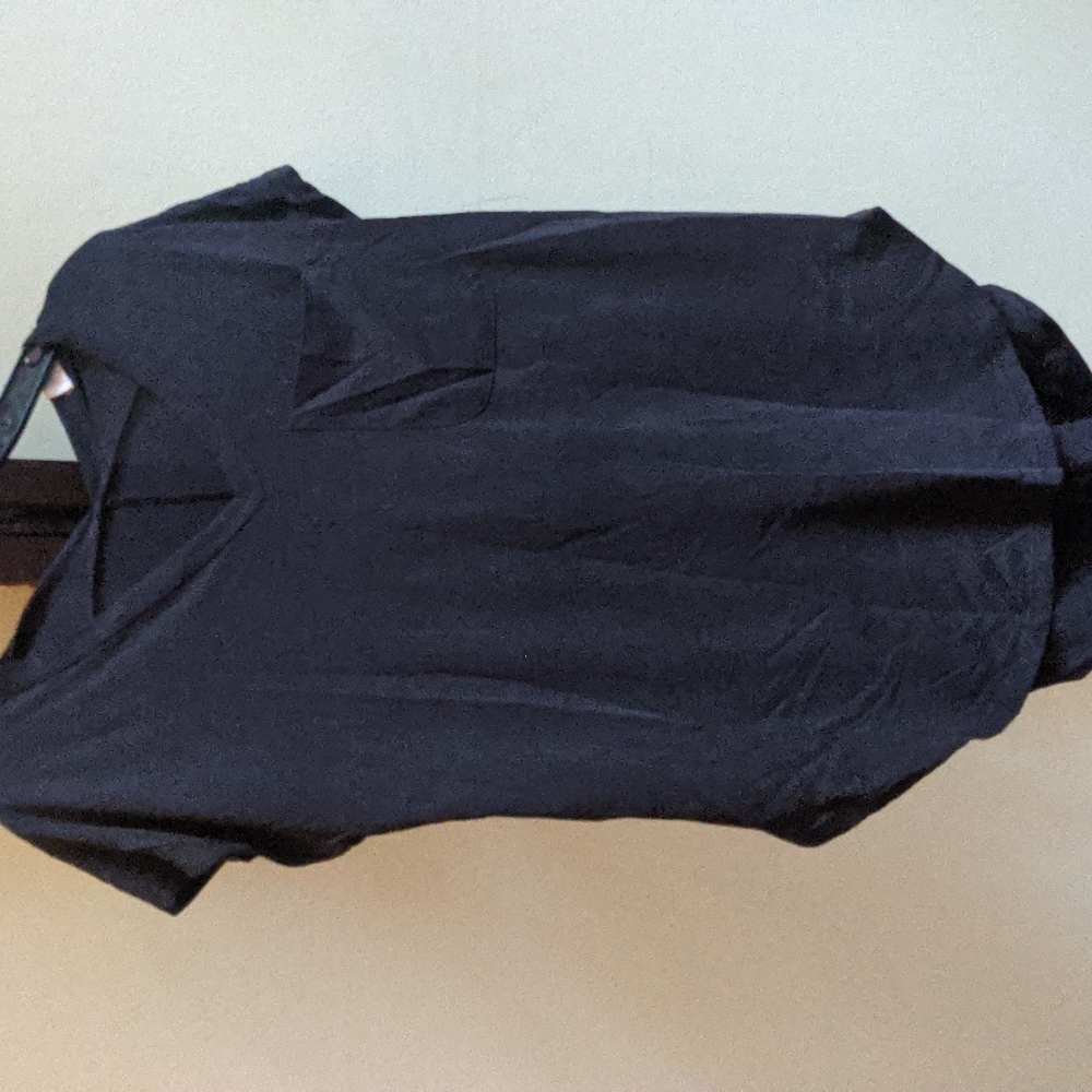 V Neck